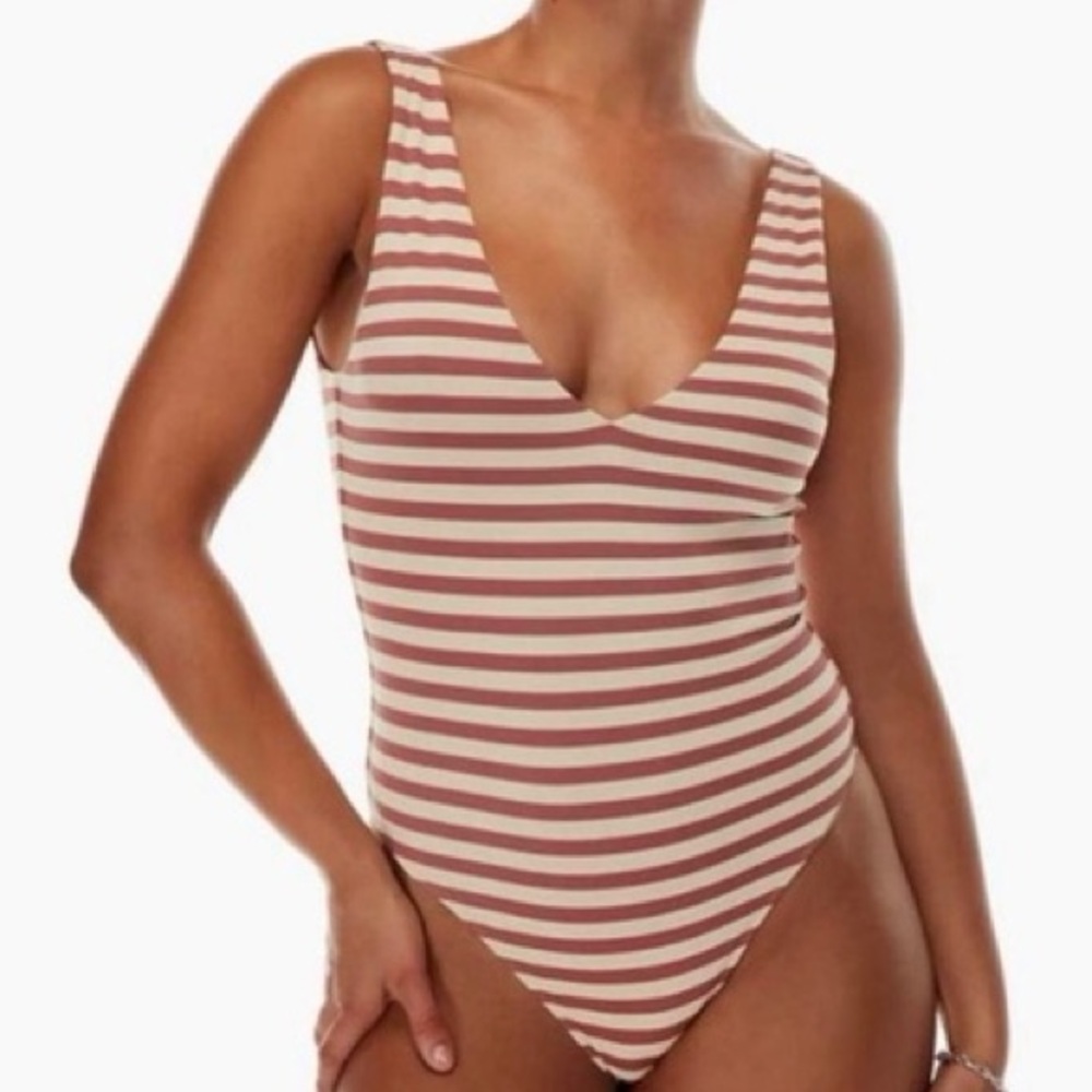 Babaton Aritzia‎ Contour Striped Mauve Cream Double V-Neck G String Bodysuit